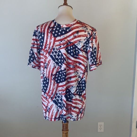 [Reel Legends] American Flag Performance Shirt - Picture 1 of 3